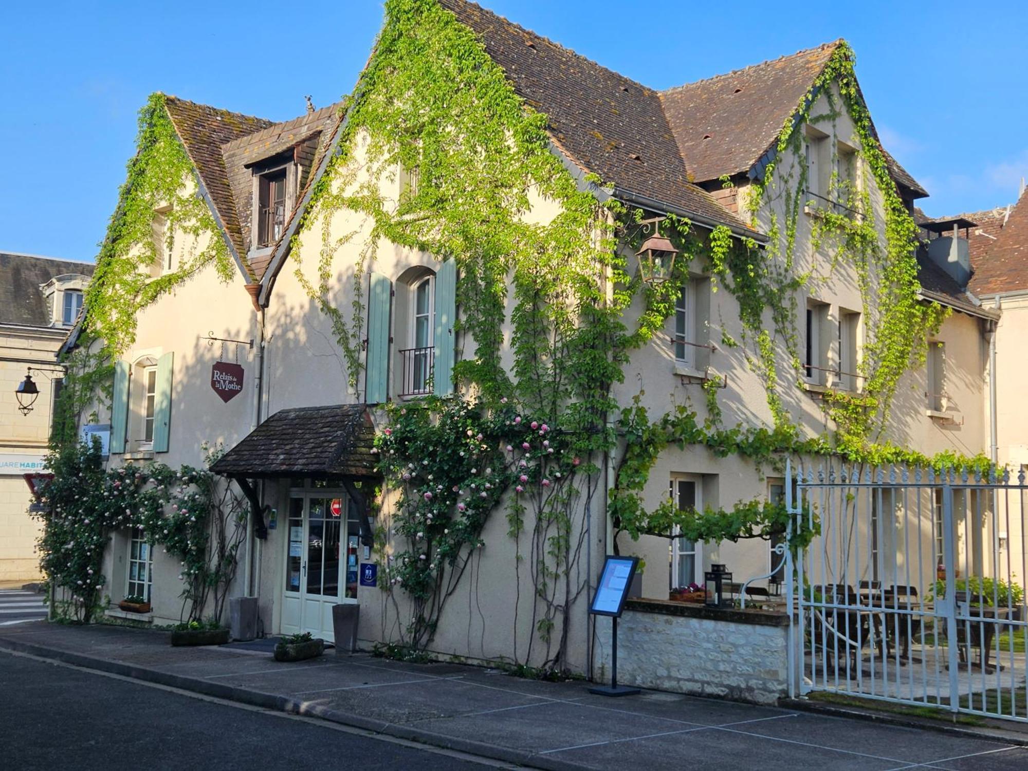 Logis Hotel Restaurant Relais De La Mothe Yzeures-sur-Creuse Exterior foto